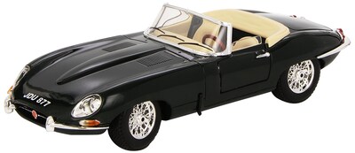 Foto 1 | Coche Fundido A Presión Bburago Jaguar E Type Cabrio 1961 A Escala 1:18 - Venta Internacional.