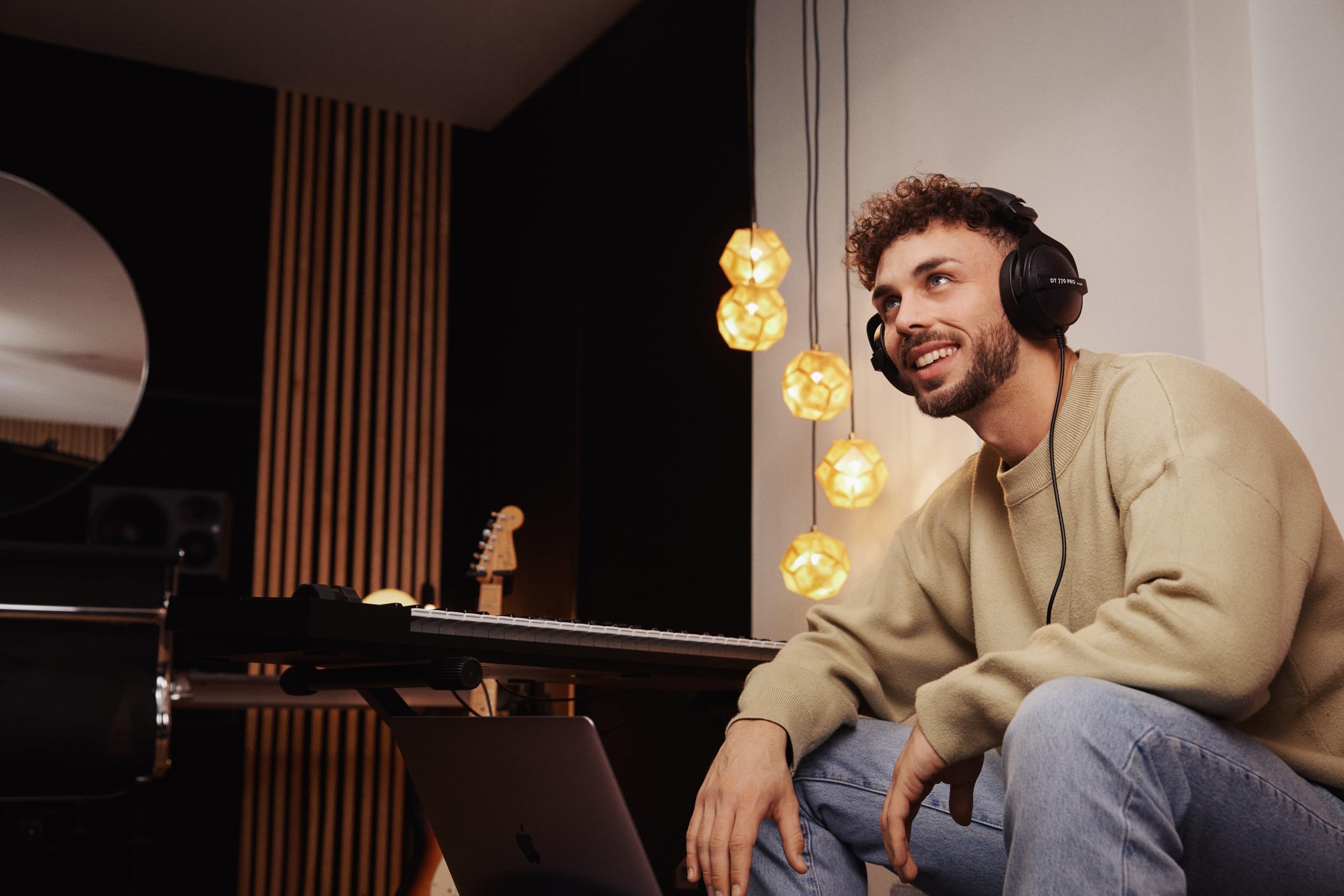 Foto 4 | Auriculares Beyerdynamic Dt 770 Pro De 32 Ohmios Para Colocar Sobre Las Orejas, Negros - Venta Internacional.