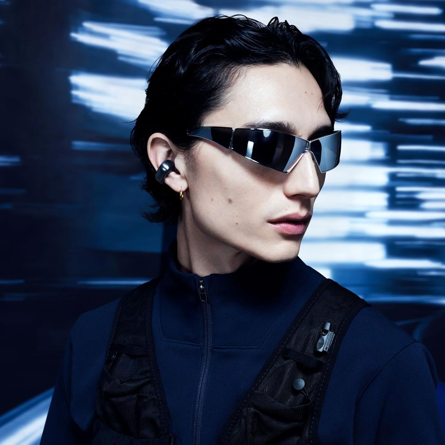 Foto 6 pulgar | Audífonos Inalámbricos Bose Ultra Open Earbuds Negros Luz Azul