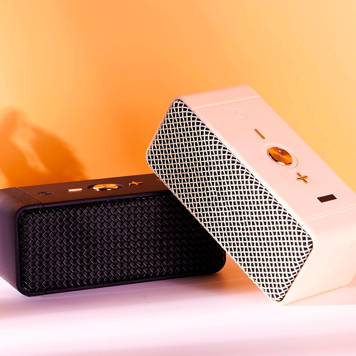 Foto 8 pulgar | Bocina Bluetooth Portátil Sonido Envolvente Estéreo de 360°