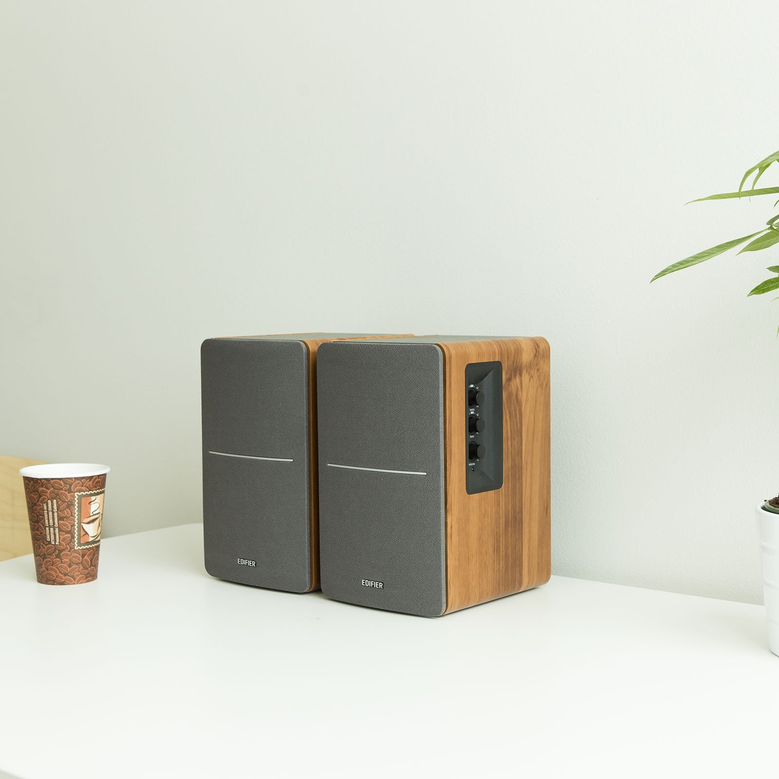 Foto 6 | Altavoz Edifier R1280t Powered Bookshelf 2.0, 42 W Rms - Venta Internacional.