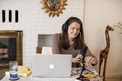 Foto 2 | Paquete De Micrófonos Para Podcasts Zoom Zum-2 Usb Con Trípode Y Auriculares - Venta Internacional.