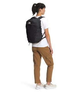 Foto 6 | Mochila The North Face Borealis Commuter Tnf color Blanco y Negro para Mujer - Venta Internacional