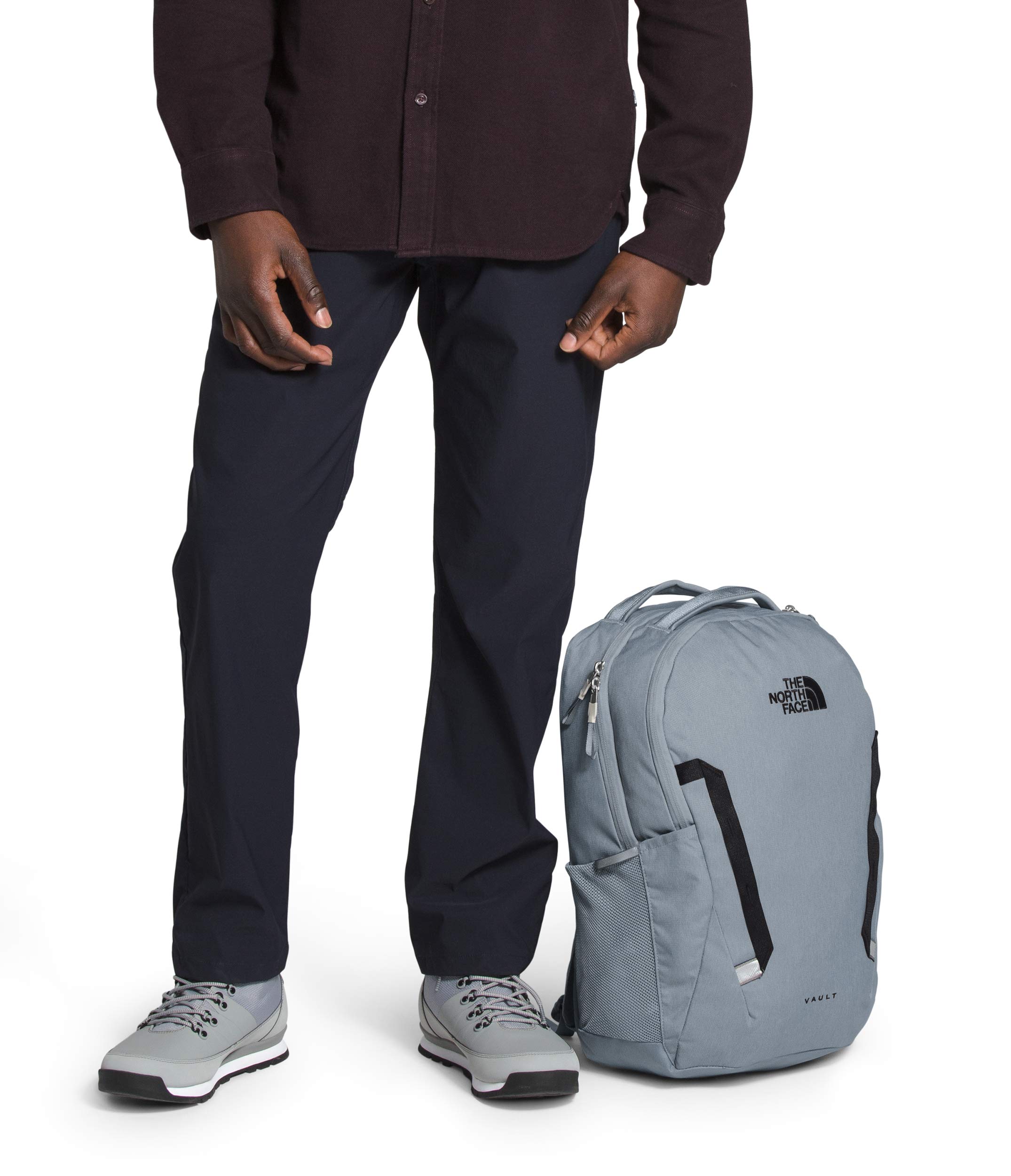 Foto 6 | Mochila The North Face Vault Para Uso Diario Para Portátil Gris Medio Y Negro - Venta Internacional