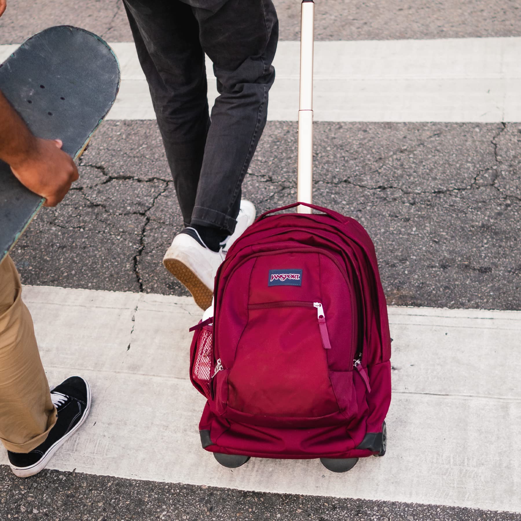 Foto 5 | Mochila Con Ruedas Jansport Driver, Bolsa De Viaje Con 8 Ruedas, Rosa - Venta Internacional.