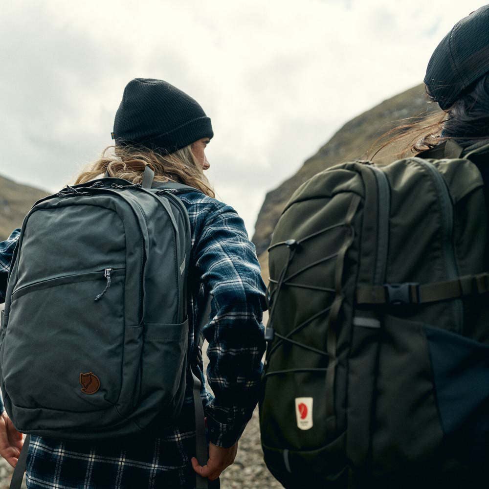 Foto 6 pulgar | Mochila Fjällräven Raven 28 Navy Para Ordenadores Portátiles De Hasta 15 - Venta Internacional.