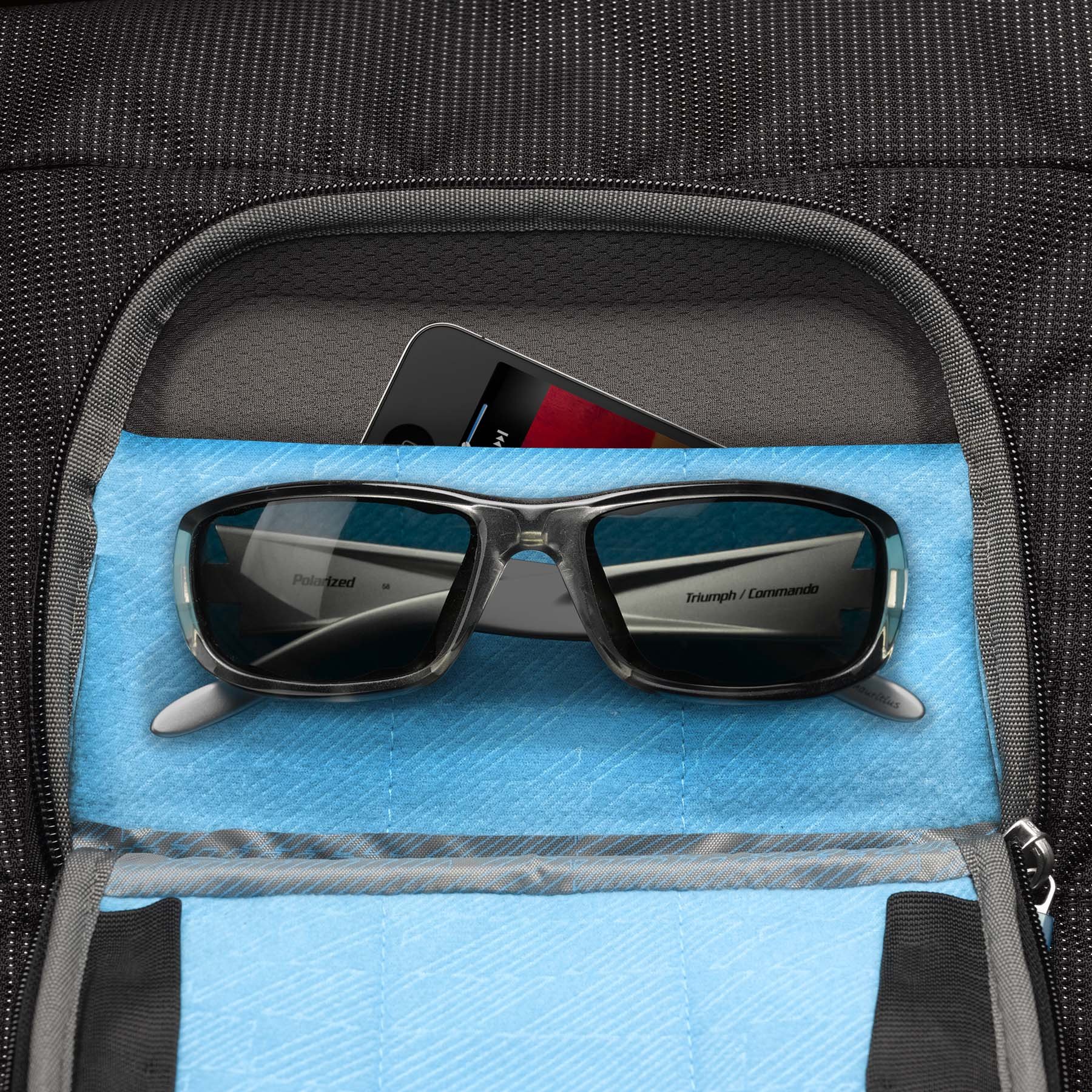 Foto 6 pulgar | Mochila Thule Crossover 32L para MacBook Pro de 15 Pulgadas Negra - Venta Internacional