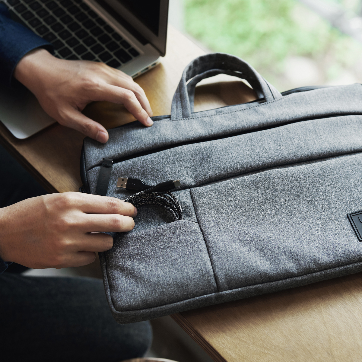 Foto 4 | Cavalier Maletín Para Macbook Hasta 14'' Multibolsillos