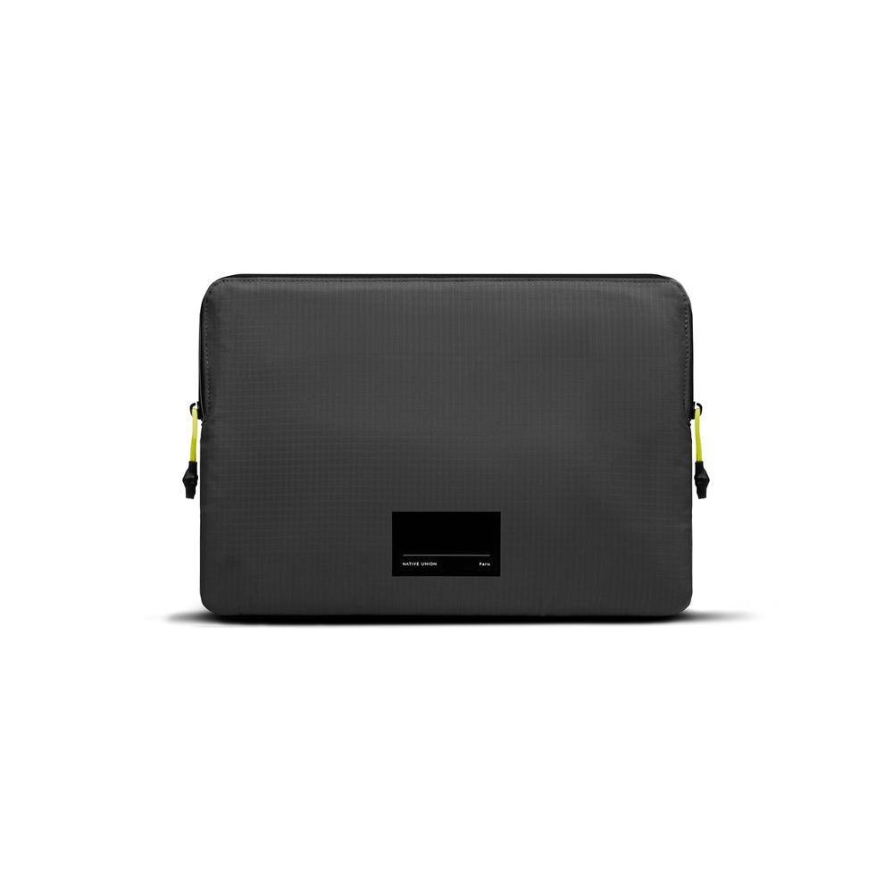 Foto 3 pulgar | Funda Ultra Ligera para Macbook  Native Union 16'' Negro