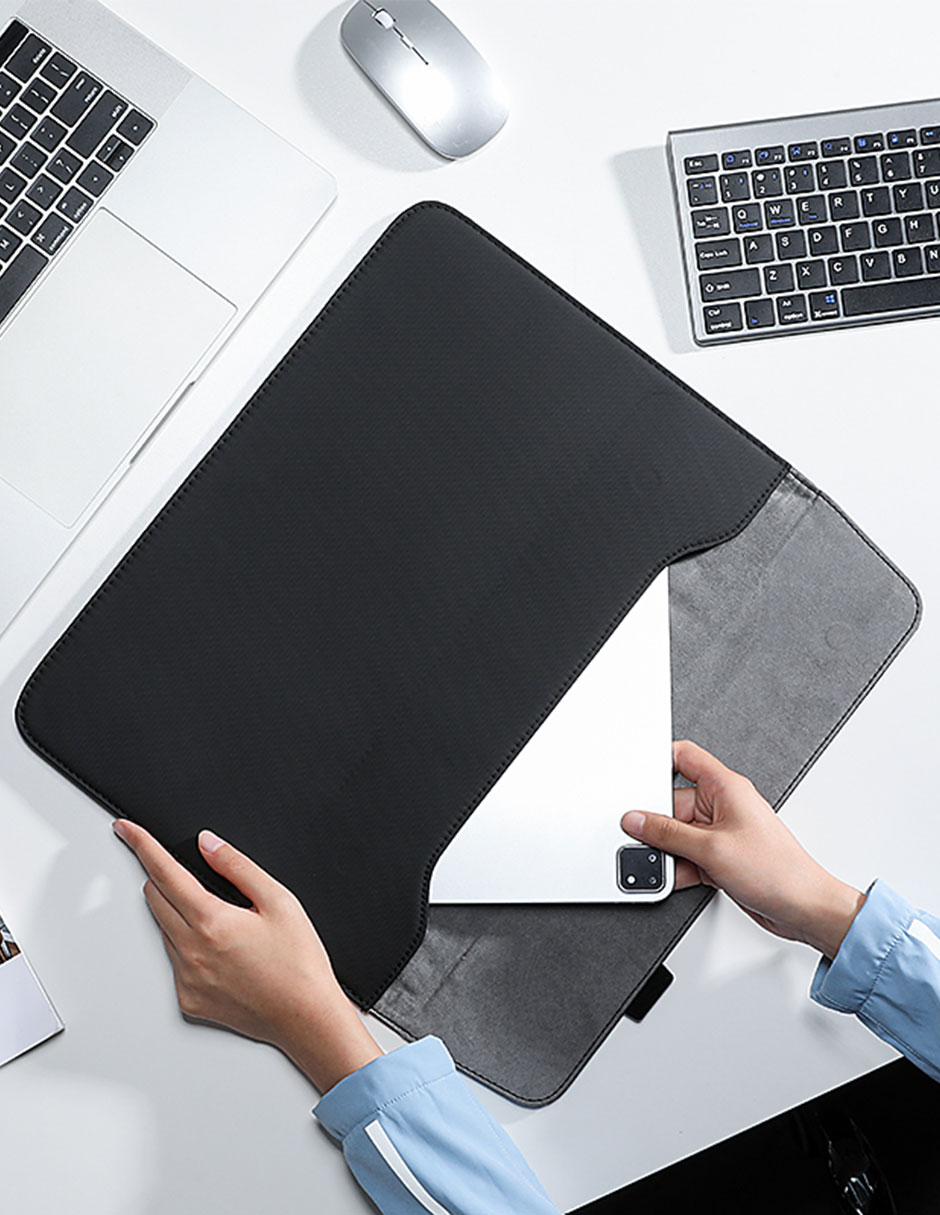 Foto 6 pulgar | Funda para Laptop Mark Ryden 13.3'' Modelo 67x Negra