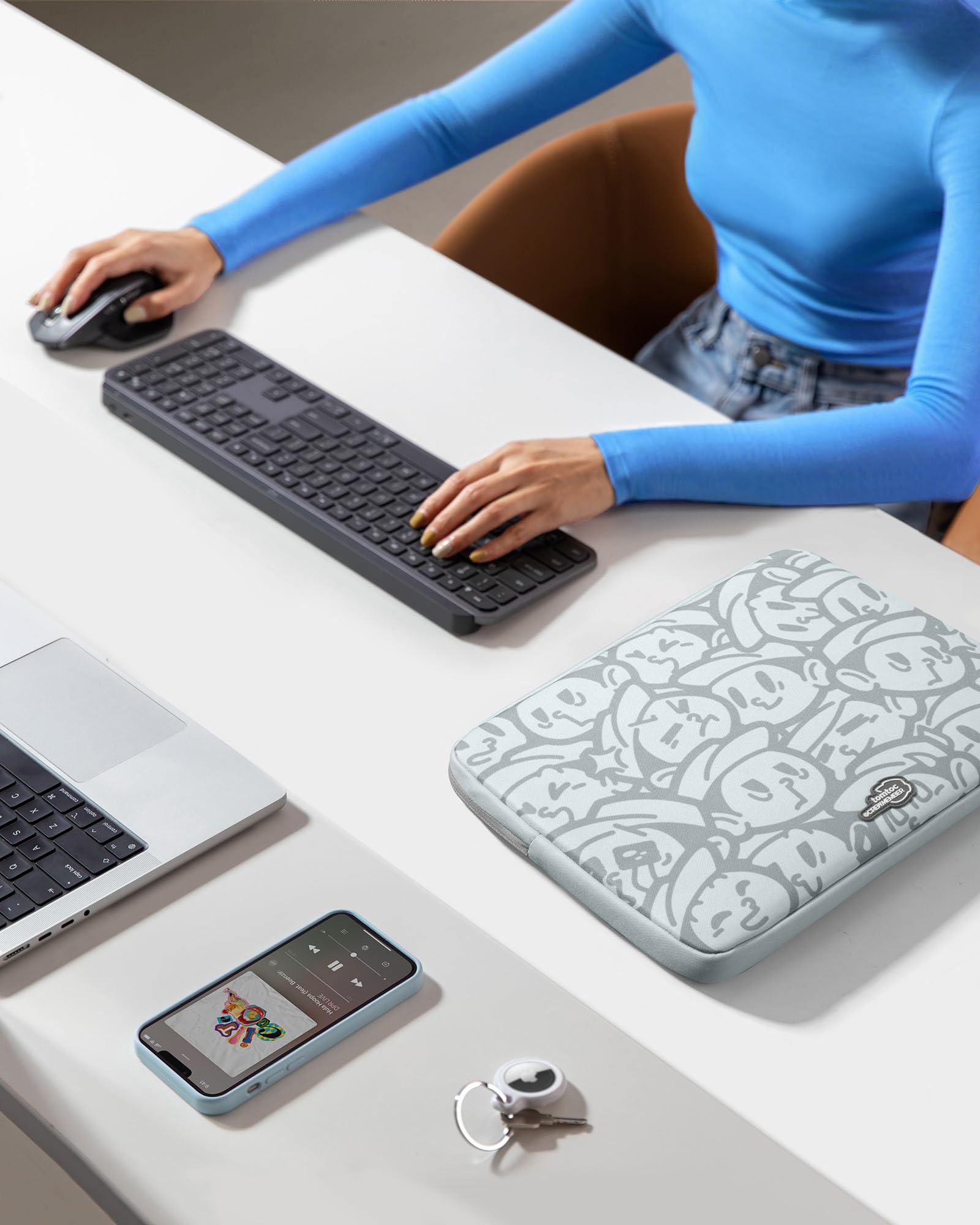 Foto 3 pulgar | Funda Protectora Tomtoc 360° para Portátil de 15 Pulgadas - Venta Internacional