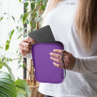 Foto 3 | Funda Para Lector De Libros Electrónicos Kwmobile, Neopreno, Tamaño 6, Universal, Violeta - Venta Internacional.