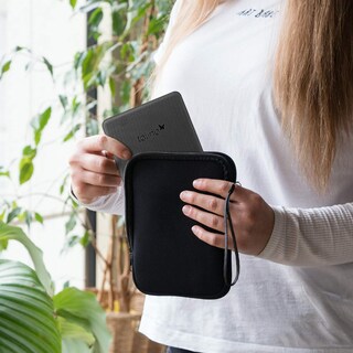 Foto 2 | Funda Para Lector De Libros Electrónicos Kwmobile, Neopreno, Tamaño 6, Universal, Negra - Venta Internacional.