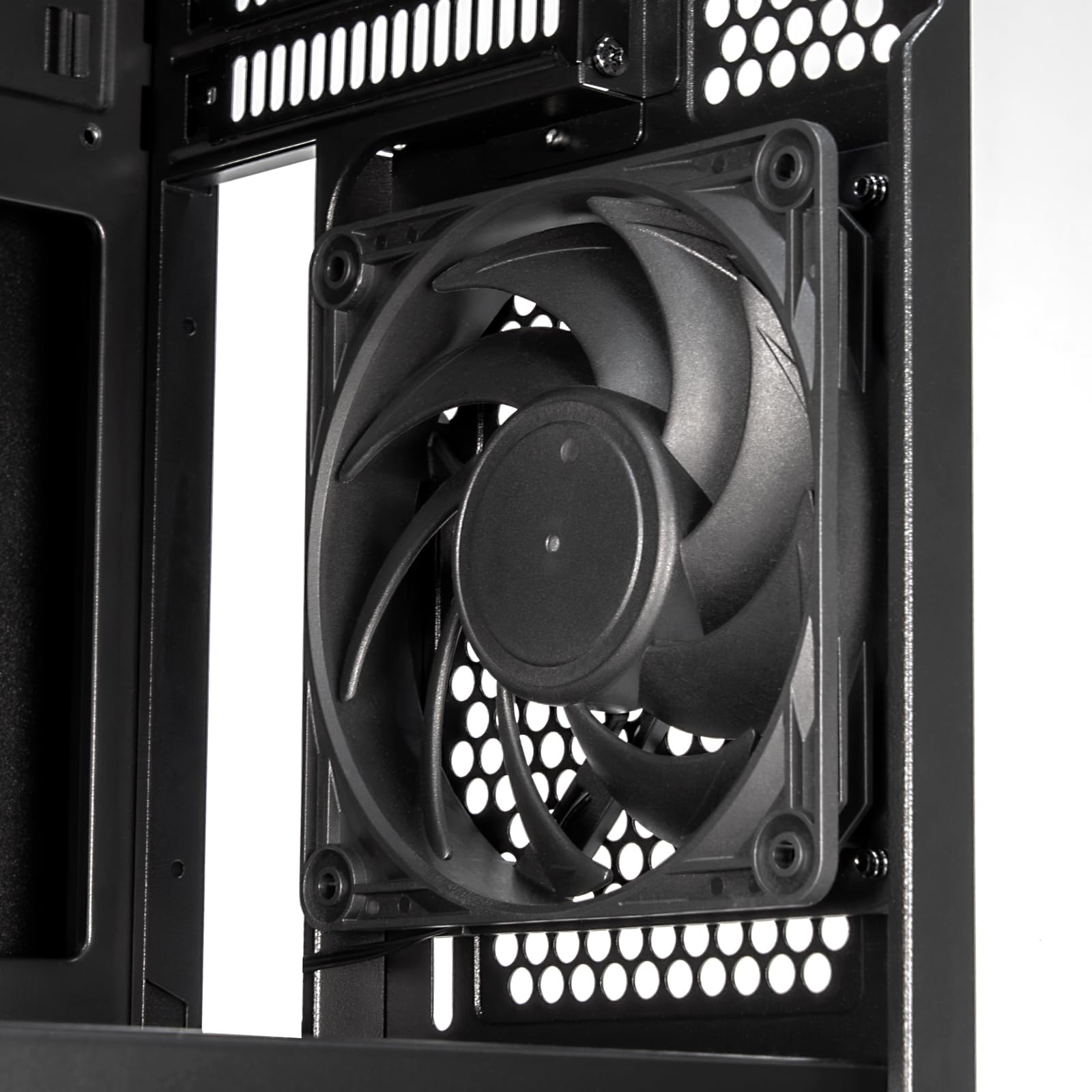 Foto 8 pulgar | Chasis Nas Silverstone Technology Cs382 Sas-12g/sata-6g De 8 Bahías - Venta Internacional.