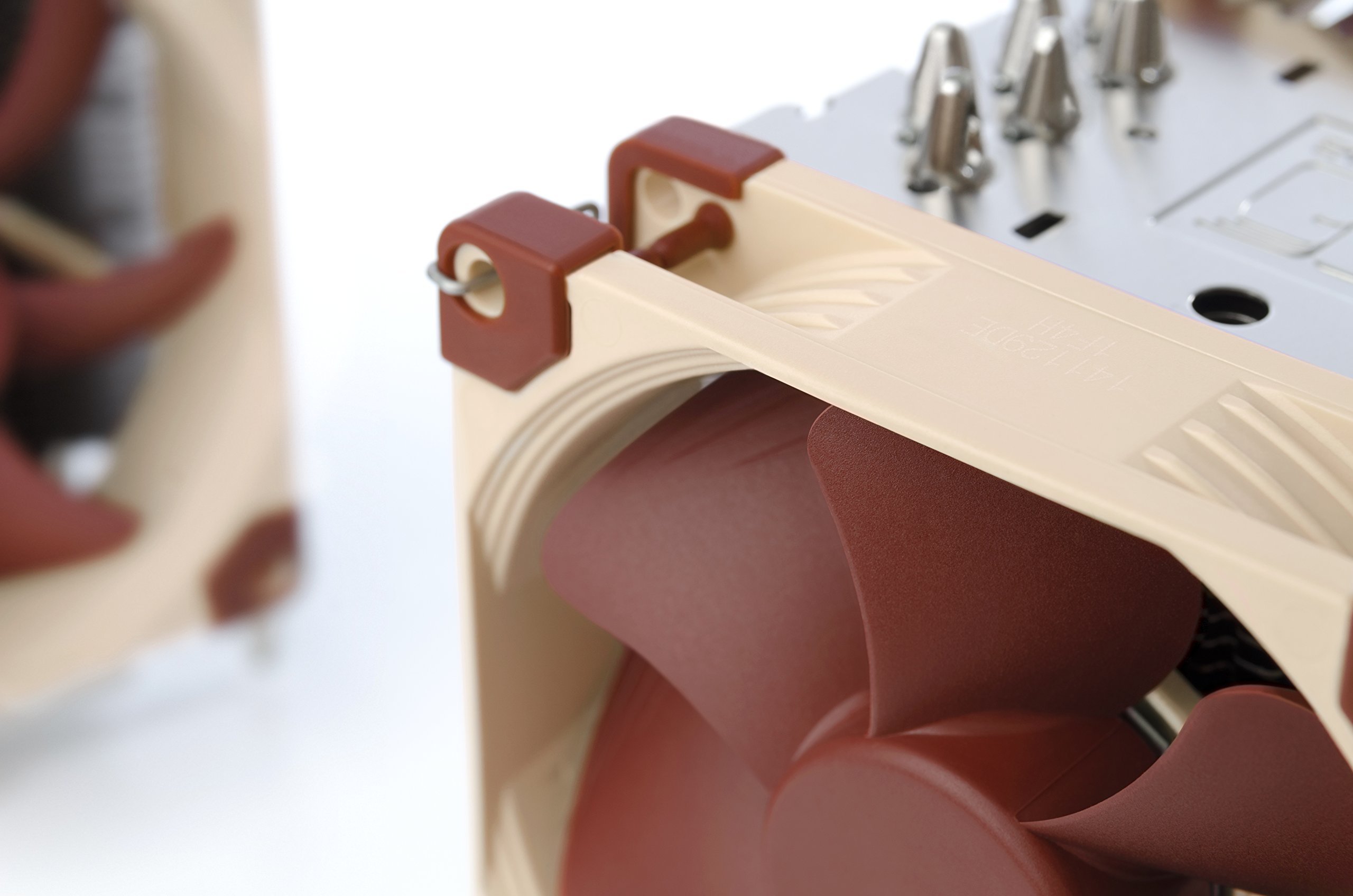 Foto 6 | Enfriador De Cpu Noctua Nh-u9 Tr4-sp3 Para Amd Strx4/tr4/sp3 - Venta Internacional.