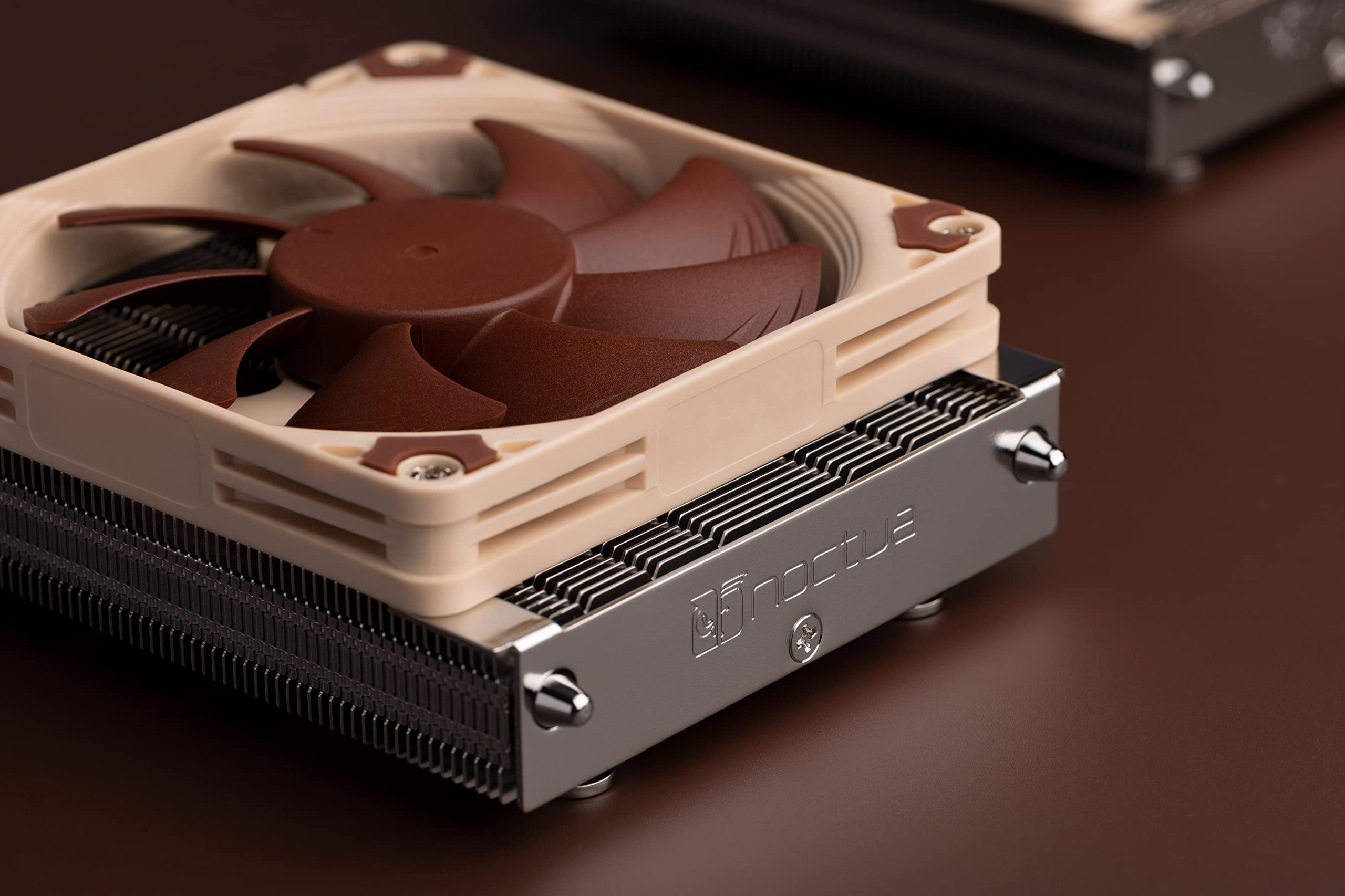 Foto 6 pulgar | Enfriador de Cpu Noctua Nh-l9a-am5 de Perfil Bajo para Amd Am5 Brown - Venta Internacional
