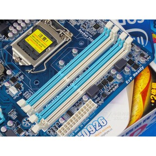 Foto 3 | Placa Madre Gigabyte Ga-ph67-ud3 Lga 1155 Intel H67 Ddr3 Atx - Venta Internacional.