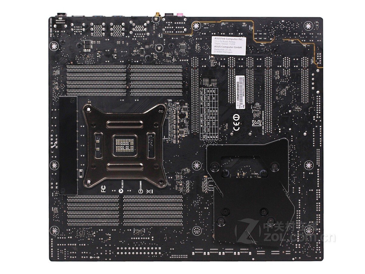 Foto 3 pulgar | Placa Madre Asus Rampage V Extreme Lga 2011-v3 Intel X99 Ddr4 - Venta Internacional.