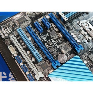 Foto 3 | Placa Madre Asus P9x79 Lga 2011 Intel X79 Ddr3 Atx Usada - Venta Internacional.