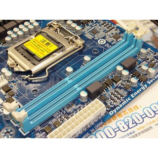 Foto 3 | Placa Madre Gigabyte Ga-h67ma-ud2h Lga 1155 Intel H67 Ddr3 - Venta Internacional.