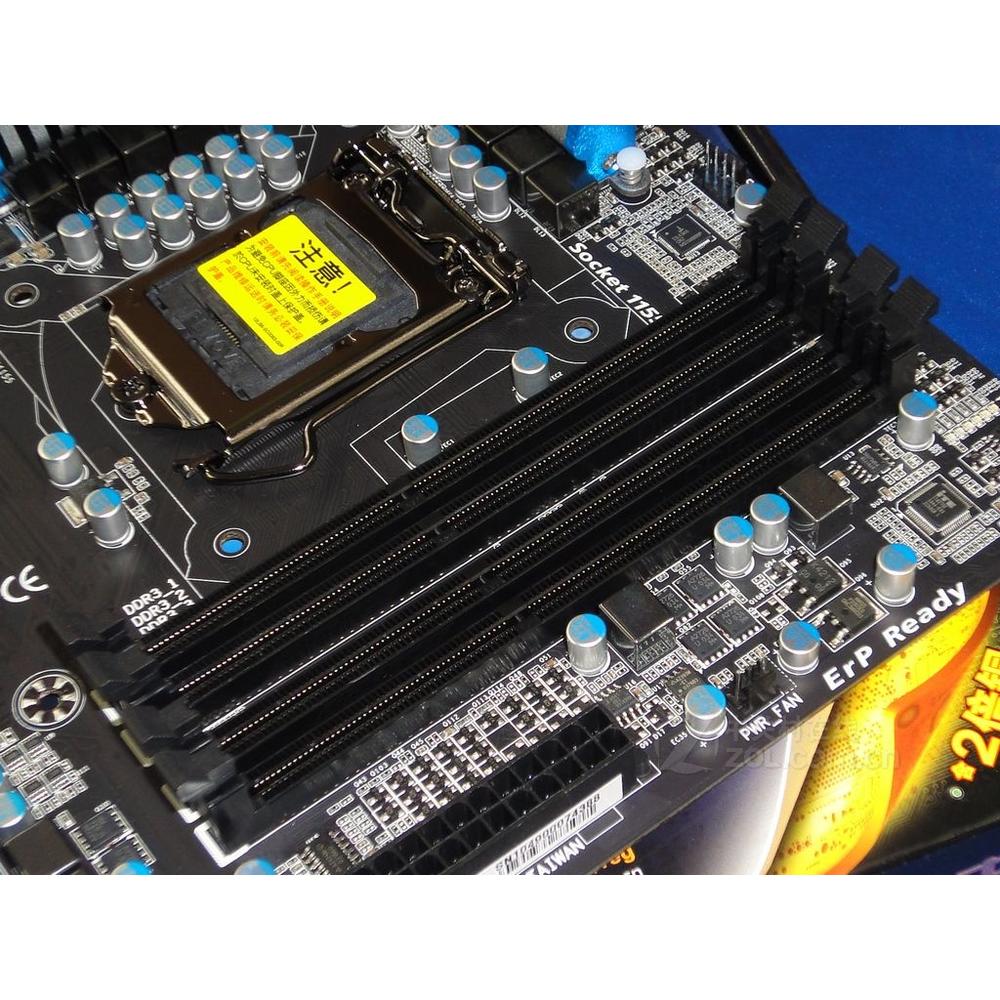 Foto 3 | Placa Madre Gigabyte Ga-p67a-ud3p Lga 1155 Intel P67 Ddr3 - Venta Internacional.