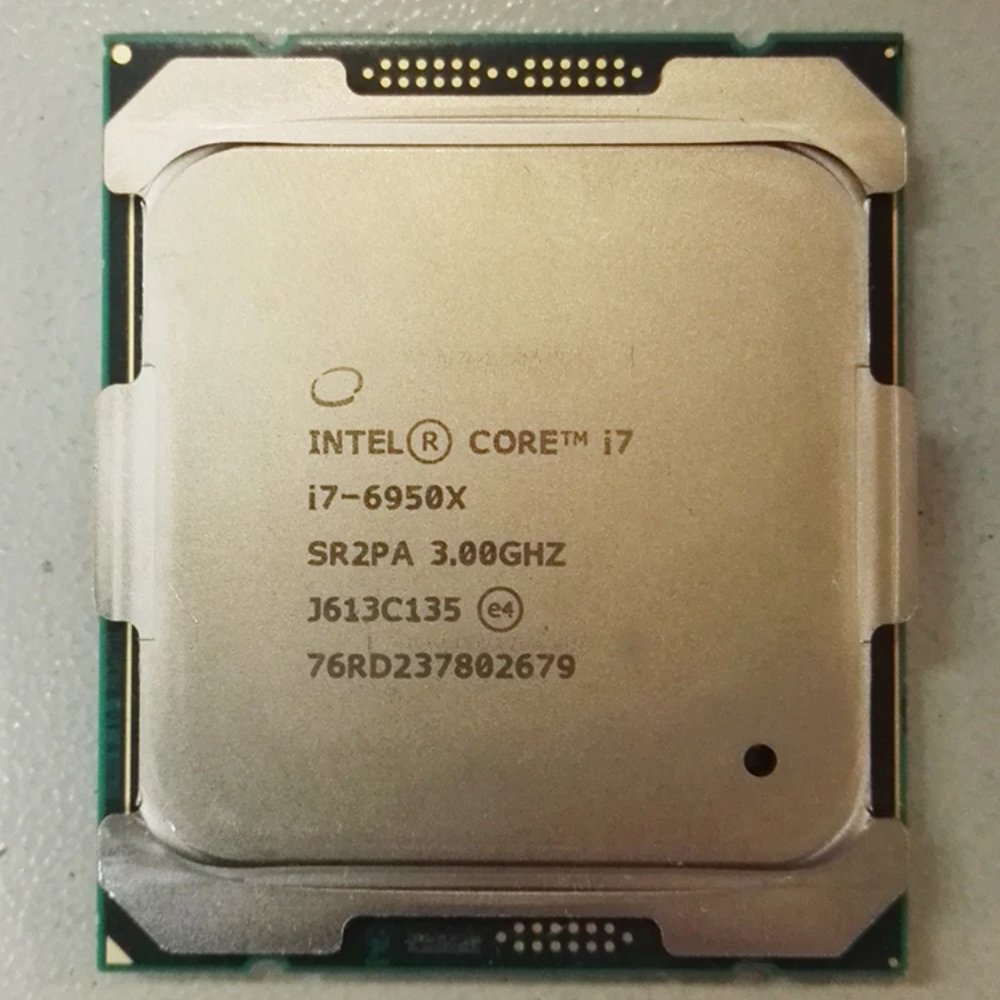 Foto 2 pulgar | Procesador: Intel Core I7 6950x  3 Ghz  10 Núcleos  20 Hilos  140 W - Venta Internacional.