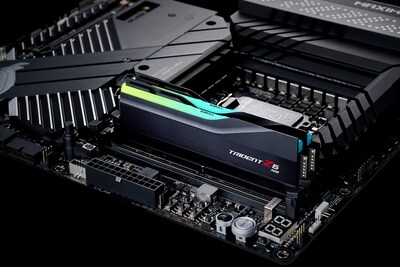 Foto 3 | Memoria Ram G.skill Trident Z5 Rgb Ddr5 64 Gb (2 X 32 Gb) 6400 Mhz - Venta Internacional.
