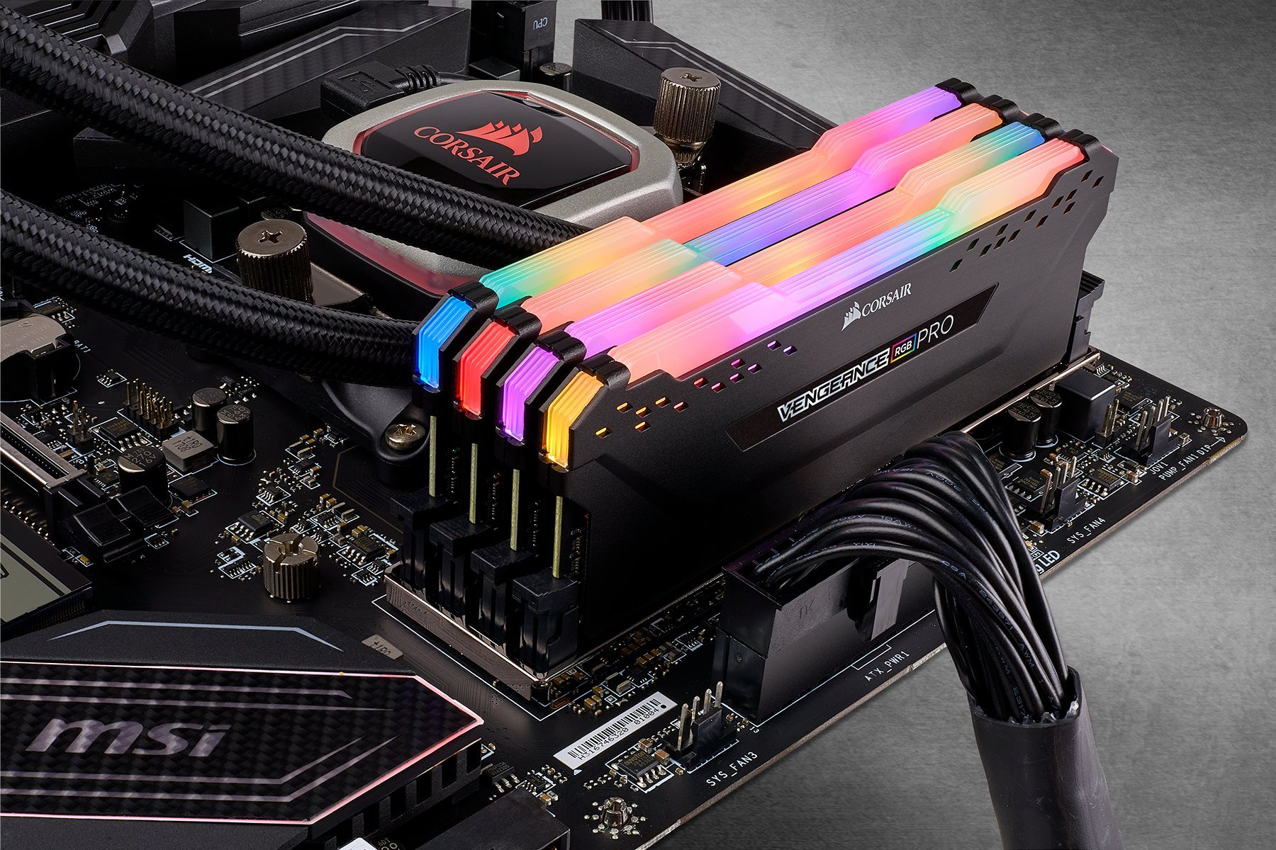 Foto 5 pulgar | Memoria De Escritorio Corsair Vengeance Rgb Pro Ddr4 De 64 Gb (4 X 16 Gb) - Venta Internacional.