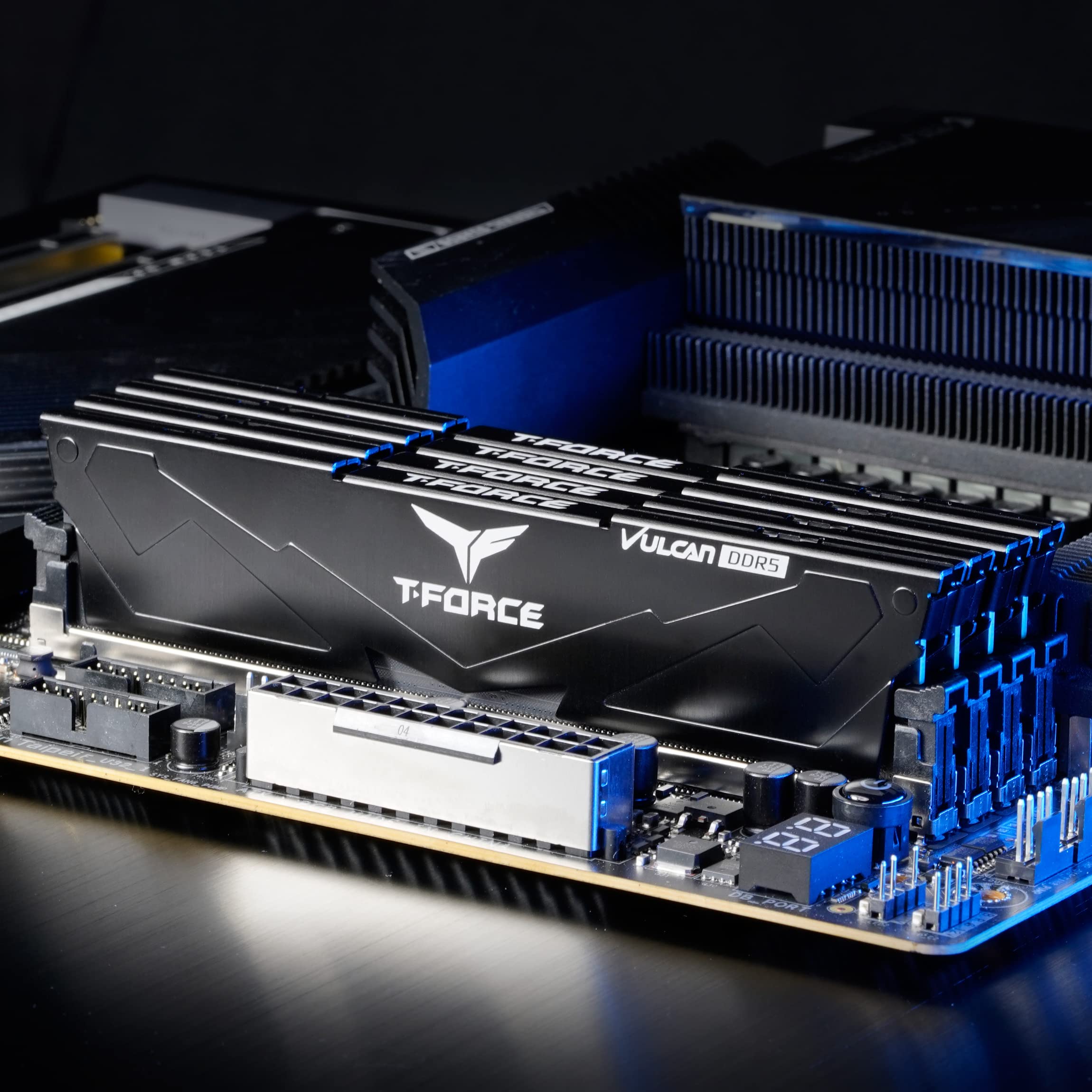 Foto 3 pulgar | Módulo De Memoria Teamgroup T-force Vulcan Ddr5 De 32 Gb (2 X 16 Gb) - Venta Internacional.