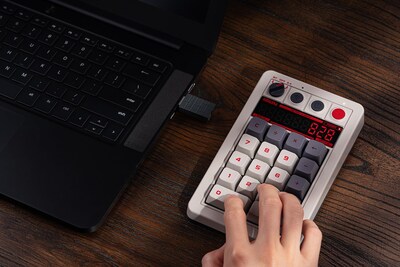 Foto 2 | Teclado Numérico Mecánico 8bitdo Retro 18 Bluetooth - Venta Internacional