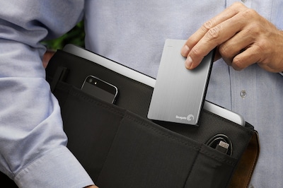 Foto 4 | Disco Duro Externo Seagate Backup Plus Slim 1tb Silver - Venta Internacional.
