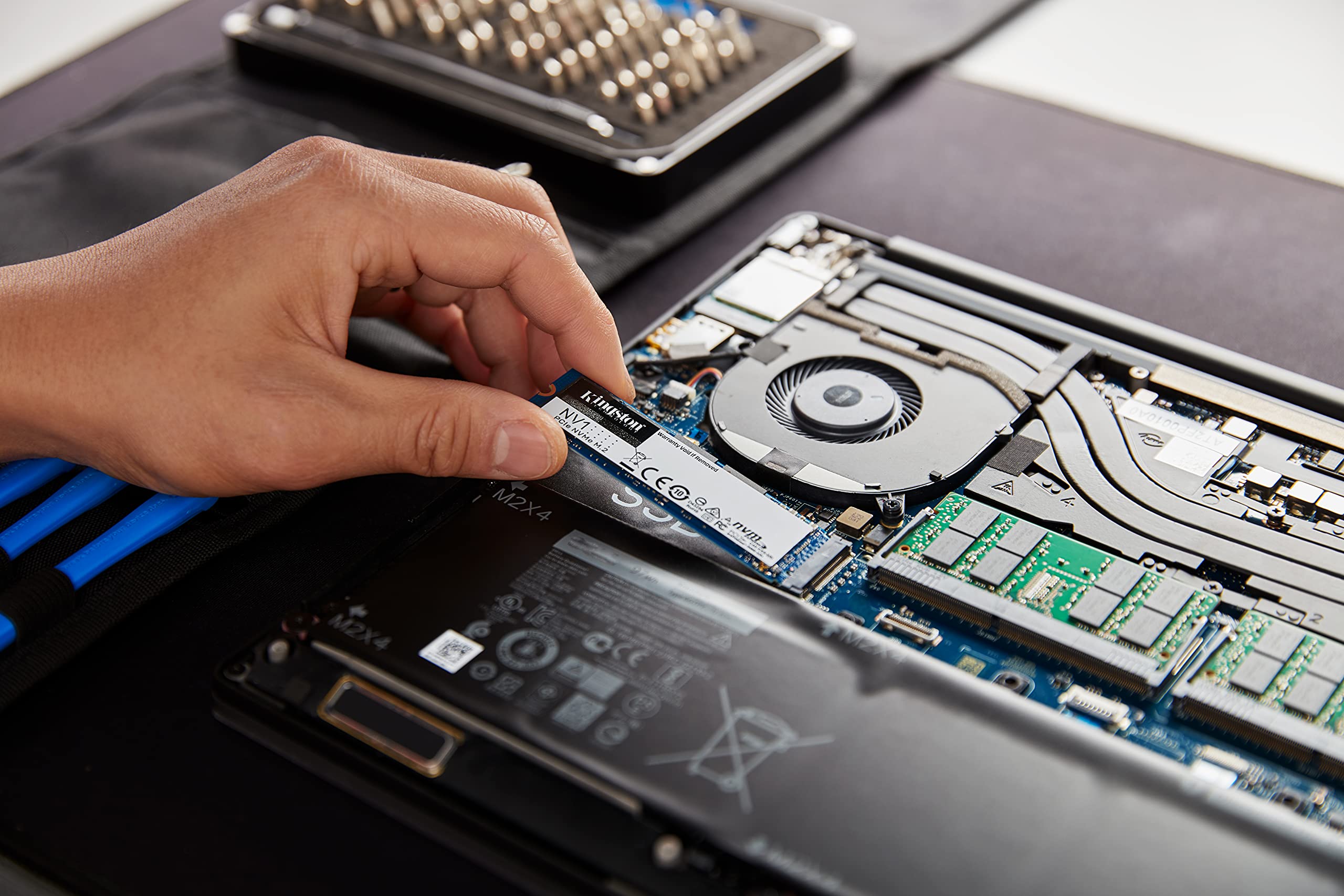Foto 3 pulgar | Ssd Kingston Nv1 Interno De 2 Tb M.2 2280 Nvme Pcie - Venta Internacional.