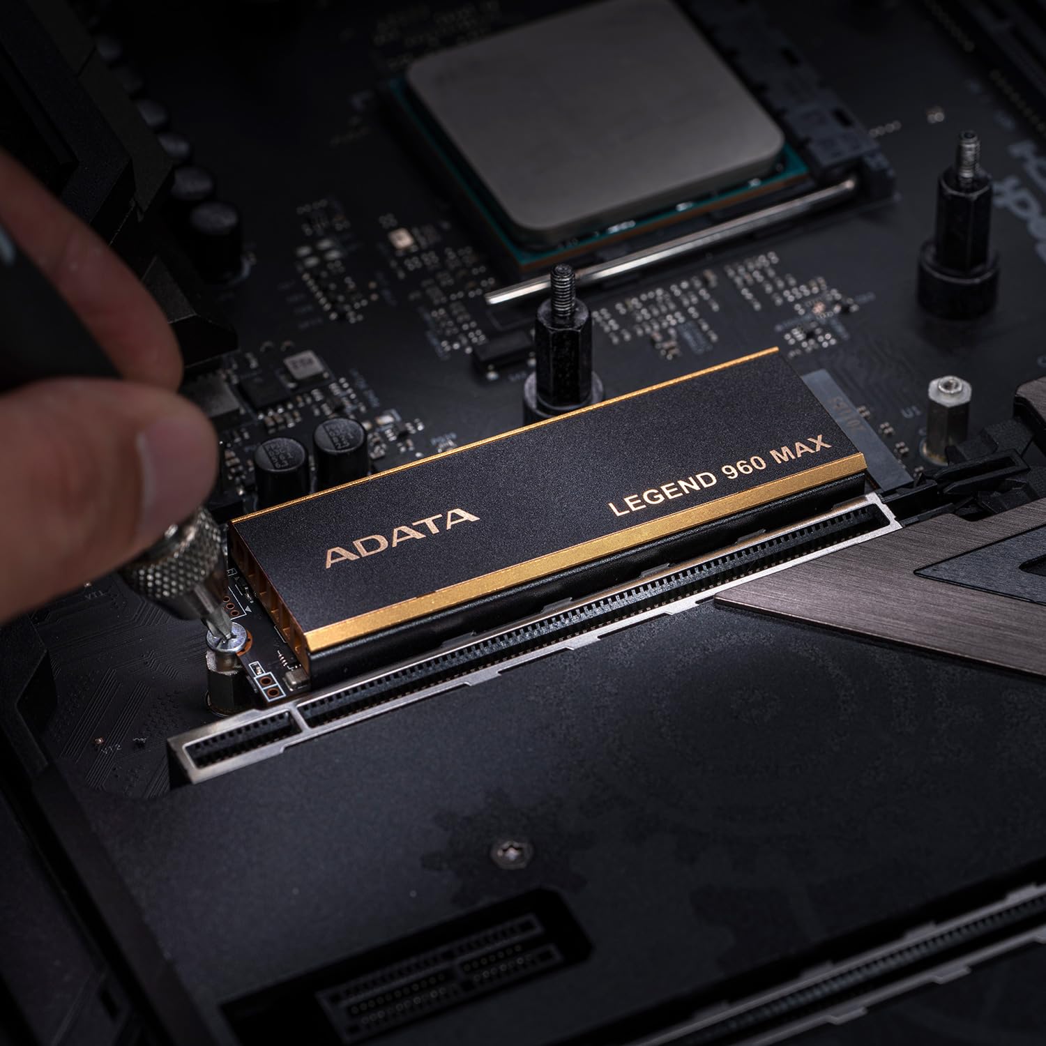 Foto 2 | Ssd Adata Legend 960 Max Pcie Gen4x4 Nvme M.2 De 1 Tb Con Disipador De Calor - Venta Internacional.