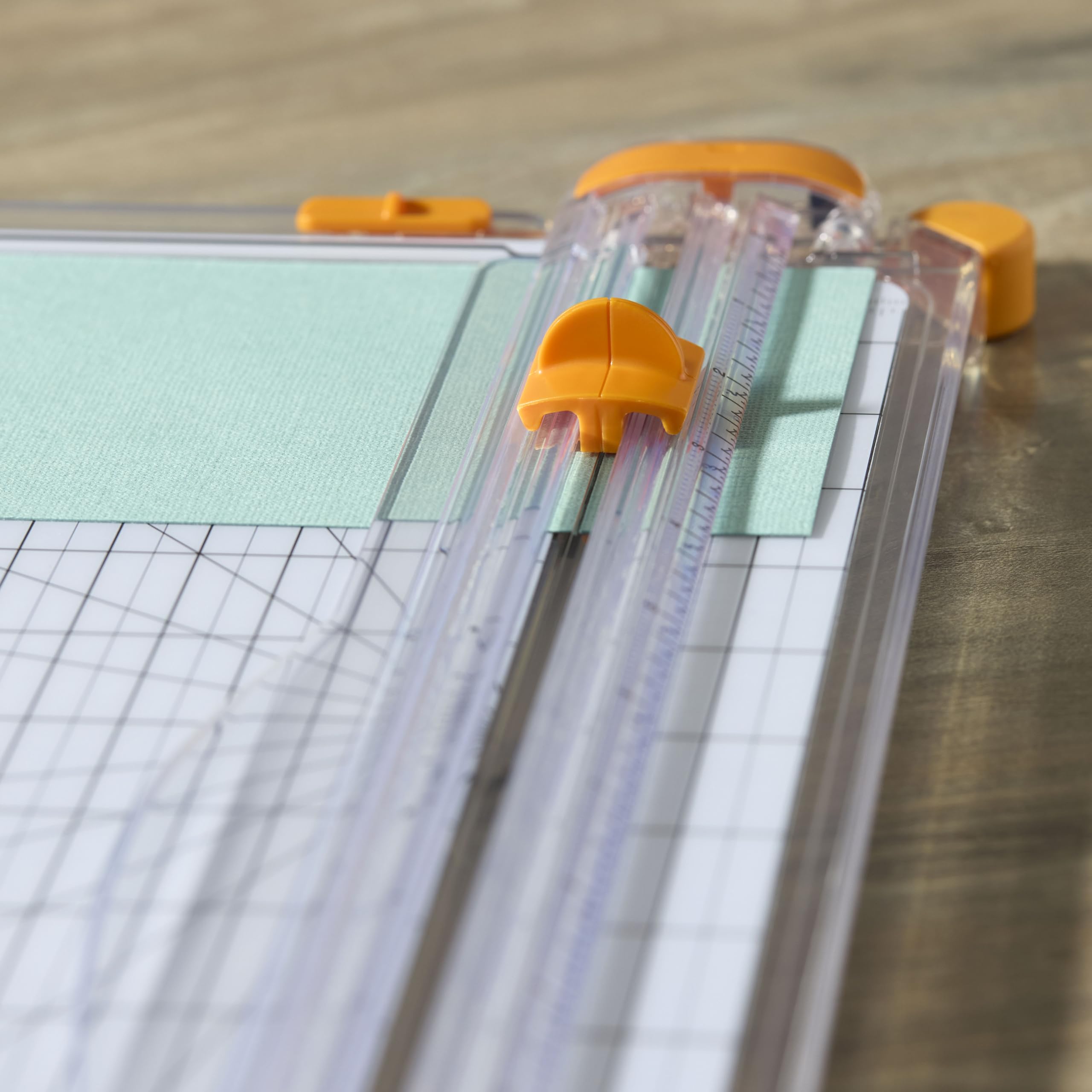 Foto 7 | Recortadora De Papel Fiskars Precision  Fácil  Segura Y Precisa  Para Manualidades - Venta Internacional.