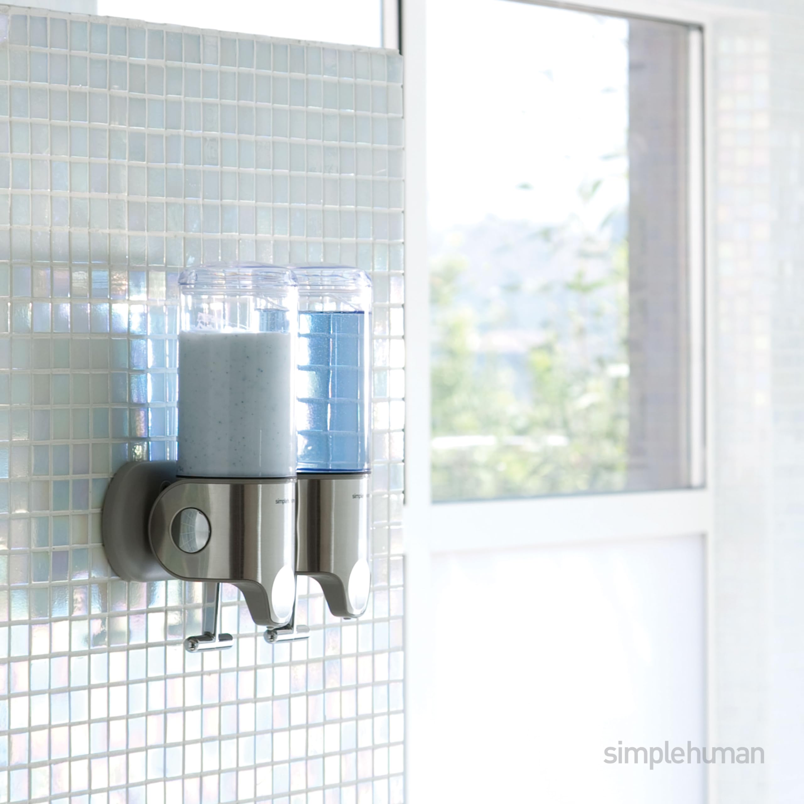 Foto 5 | Bomba De Ducha Simplehuman De Doble Montaje En Pared  450 Ml  Acero Inoxidable - Venta Internacional.