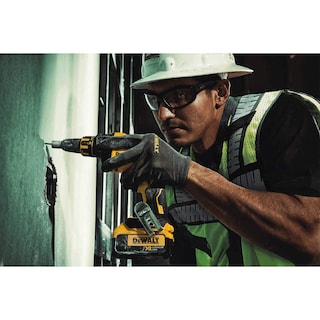 Foto 3 | Chaleco Surveyor Dewalt Dsv521, Clase 2, Resistente, Talla M - Venta Internacional.