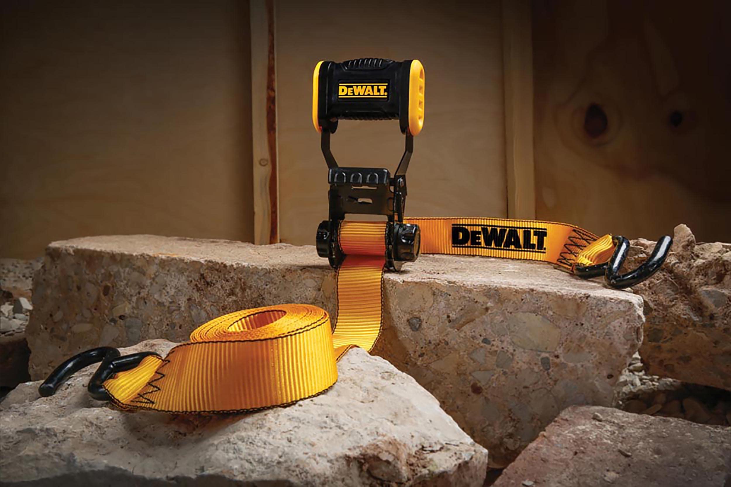 Foto 7 pulgar | Correa De Amarre Con Trinquete Dewalt Dxbc18001, 1,25 Cm X 3,6 M - Venta Internacional.