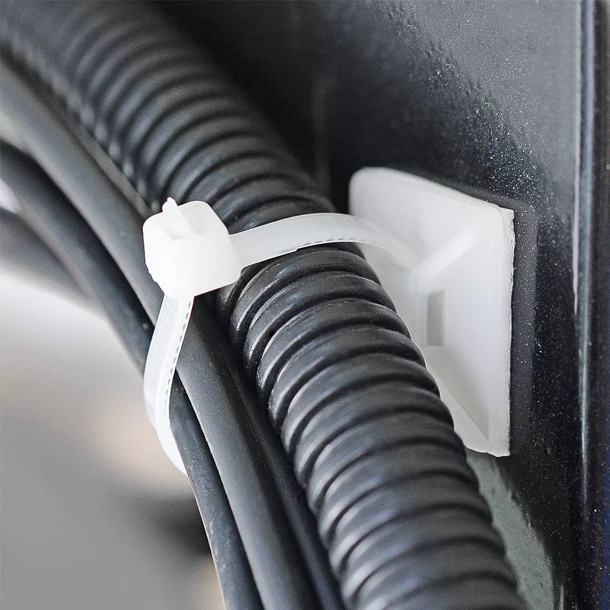 Foto 2 | Set Cinchos de Plastico Bases Adhesibles y Tornillos Blanco 100 Piezas