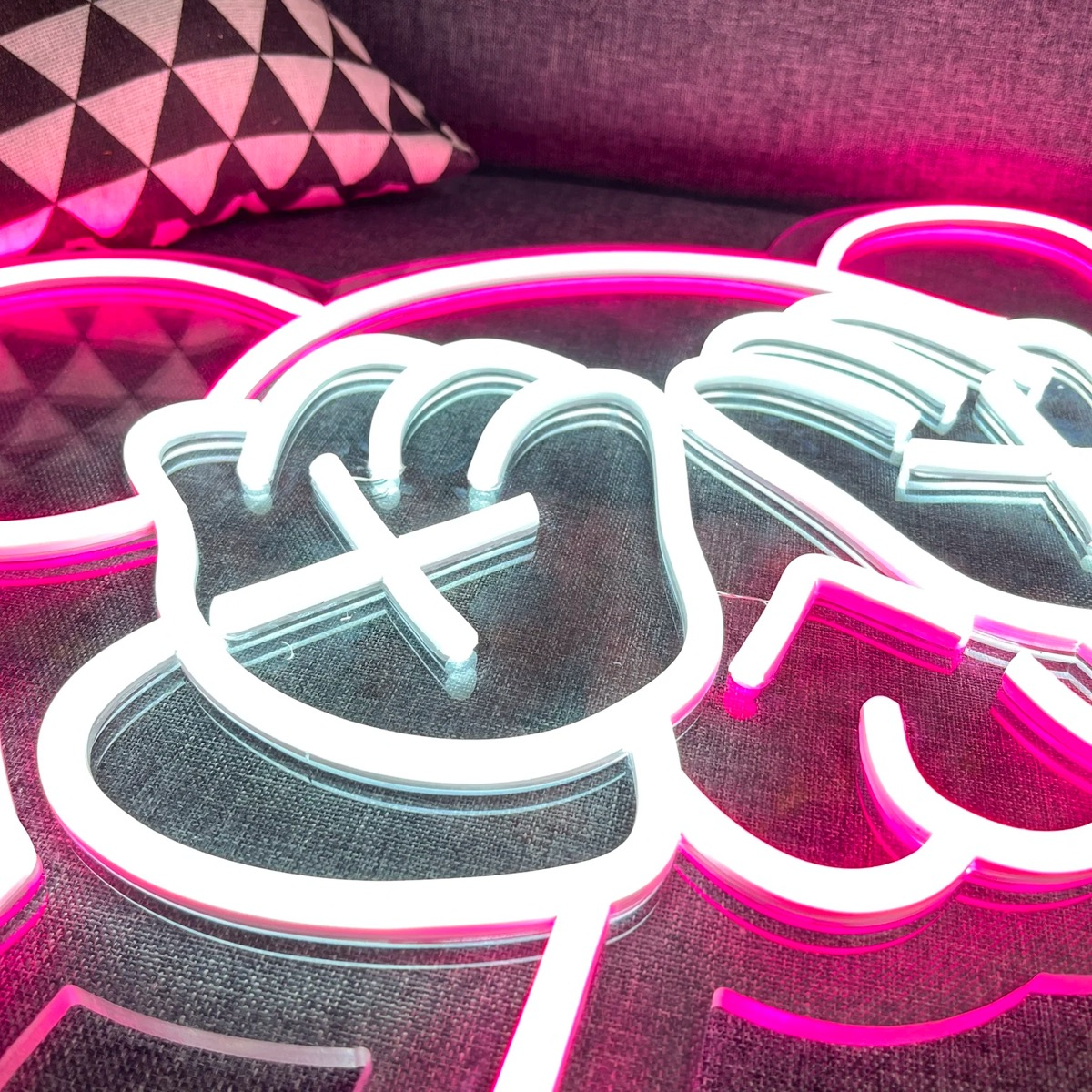 Foto 3 pulgar | Letrero Neon Kaws Hypebeast con Control y Acrílico Grueso