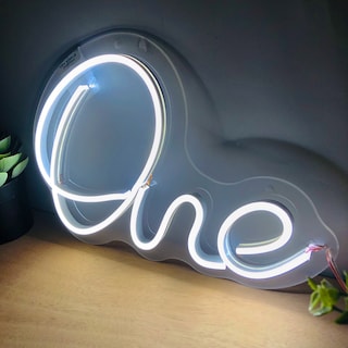 Foto 2 | Letrero Led Neón Personalizado "ONE" 33cm x 22cm