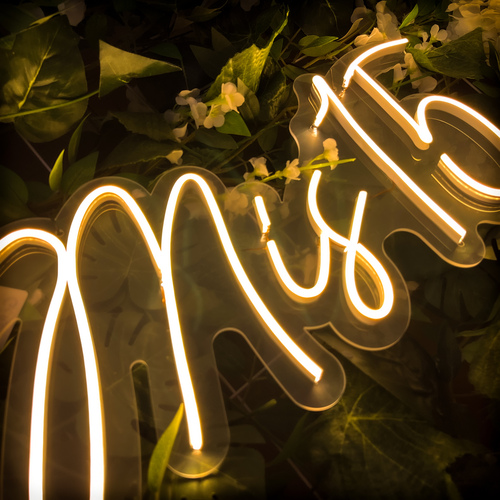 Foto 6 pulgar | Letrero Led Isha Laser Decorativo