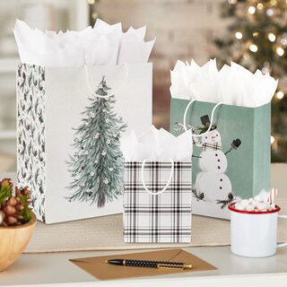 Foto 2 | Surtido De Bolsas De Regalo Hallmark Christmas (8 Bolsas: 3 Pequeñas 6, 3 Medianas 9, 2 Grandes 13) - Venta Internaci