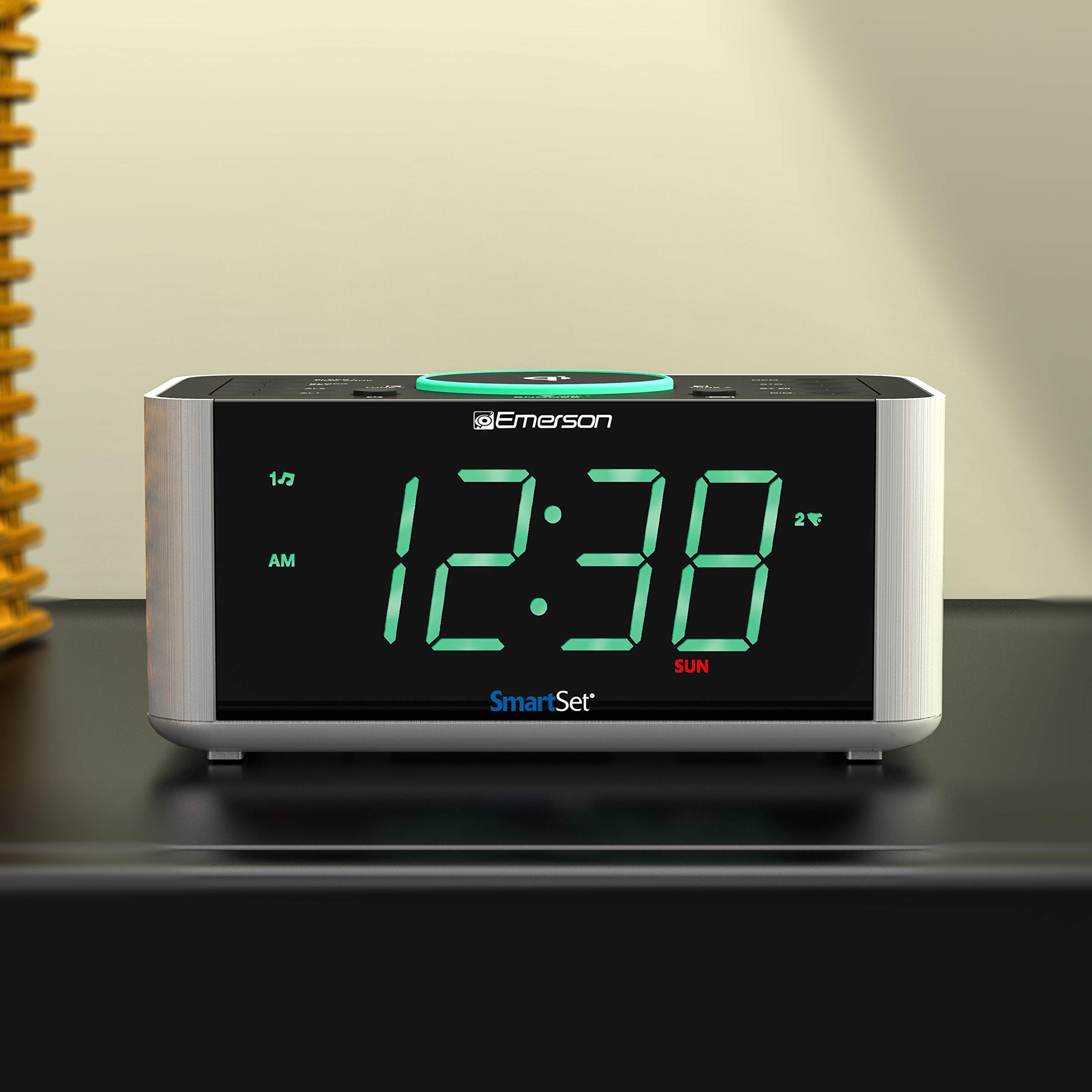 Foto 4 | Despertador, Radio Y Cargador De Teléfono Inalámbrico Qi Emerson - Venta Internacional.