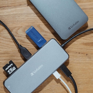 Foto 7 | Tarjeta De Memoria Verbatim Premium Microsdxc De 64 Gb Con Adaptador - Venta Internacional.