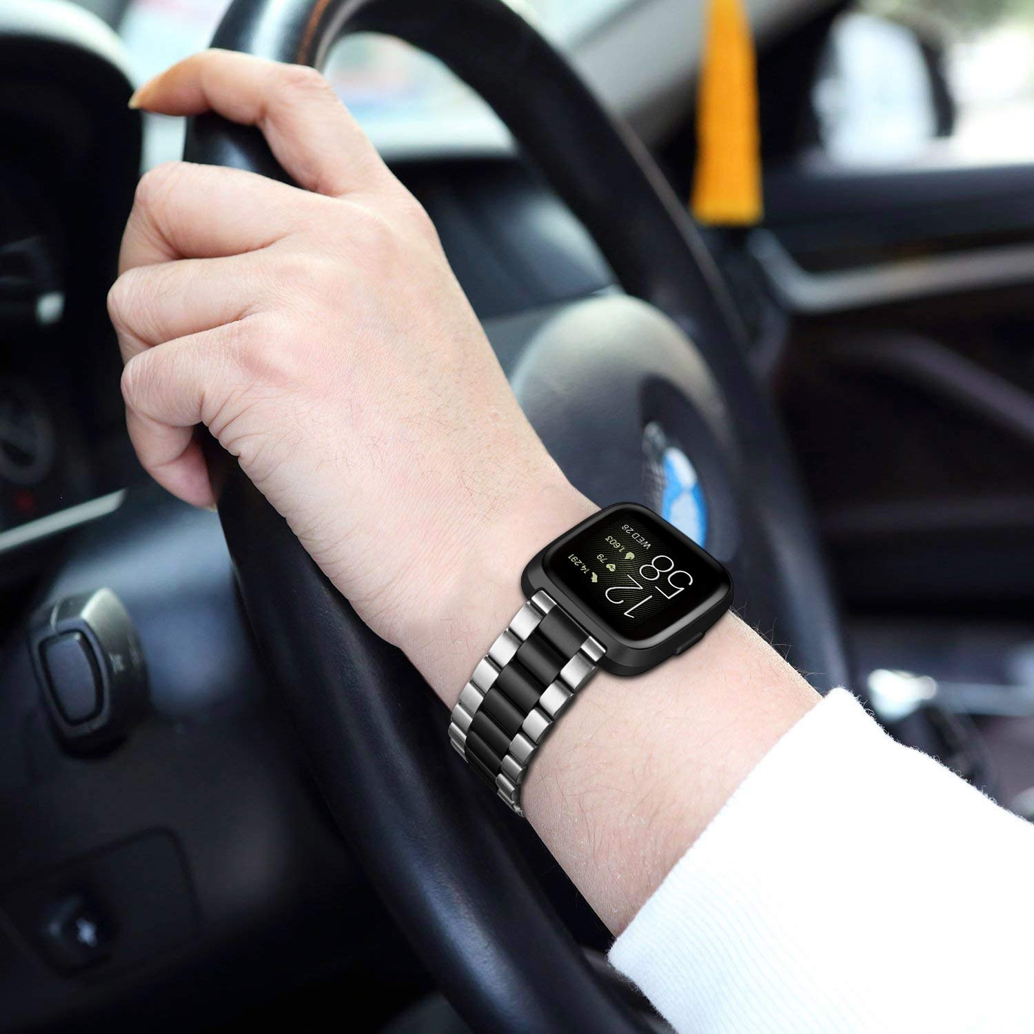 Foto 3 pulgar | Correa Metálica Compatible con El Reloj Inteligente Fitbit Versa Fintie - Venta Internacional