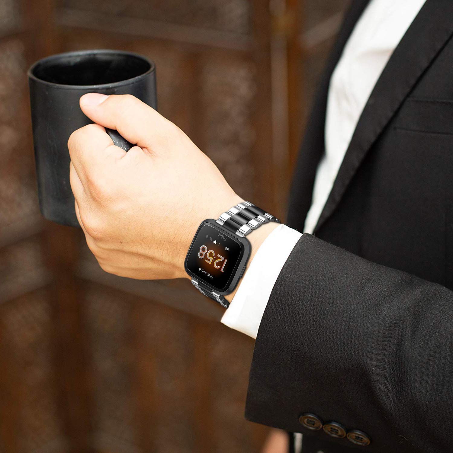 Foto 5 pulgar | Correa Metálica Compatible con El Reloj Inteligente Fitbit Versa Fintie - Venta Internacional
