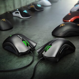 Foto 7 | Mouse Alámbrico Gamer Razer Deathadder Essential 6400 Negro-Venta Internacional