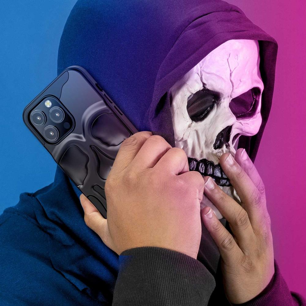 Foto 8 pulgar | Funda Mybat Skullcap para iPhone 14 Pro Negra