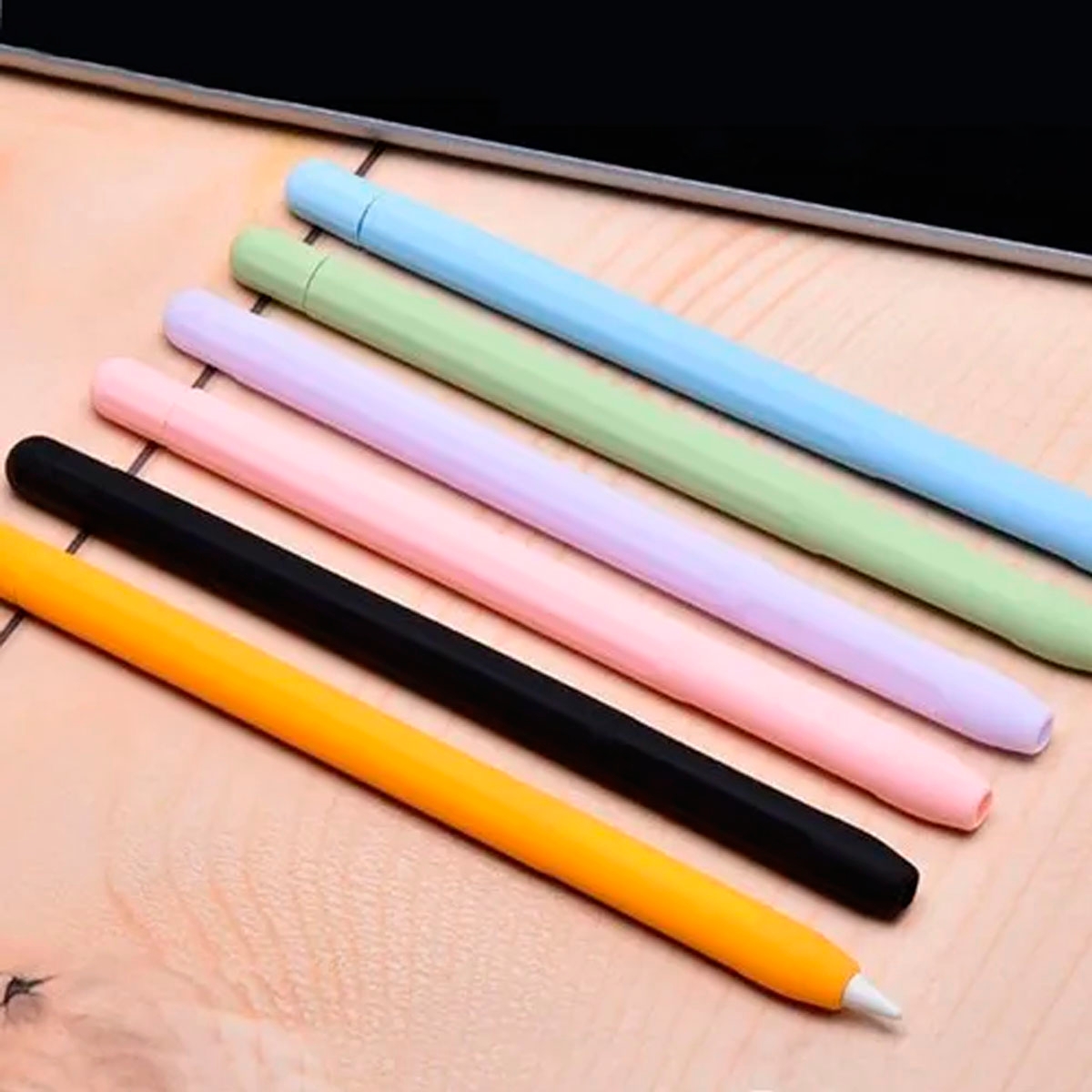 Foto 5 pulgar | Funda Magsafe Para iPhone 14 Pro con carga Inalámbrica Transparente - Venta Internacional