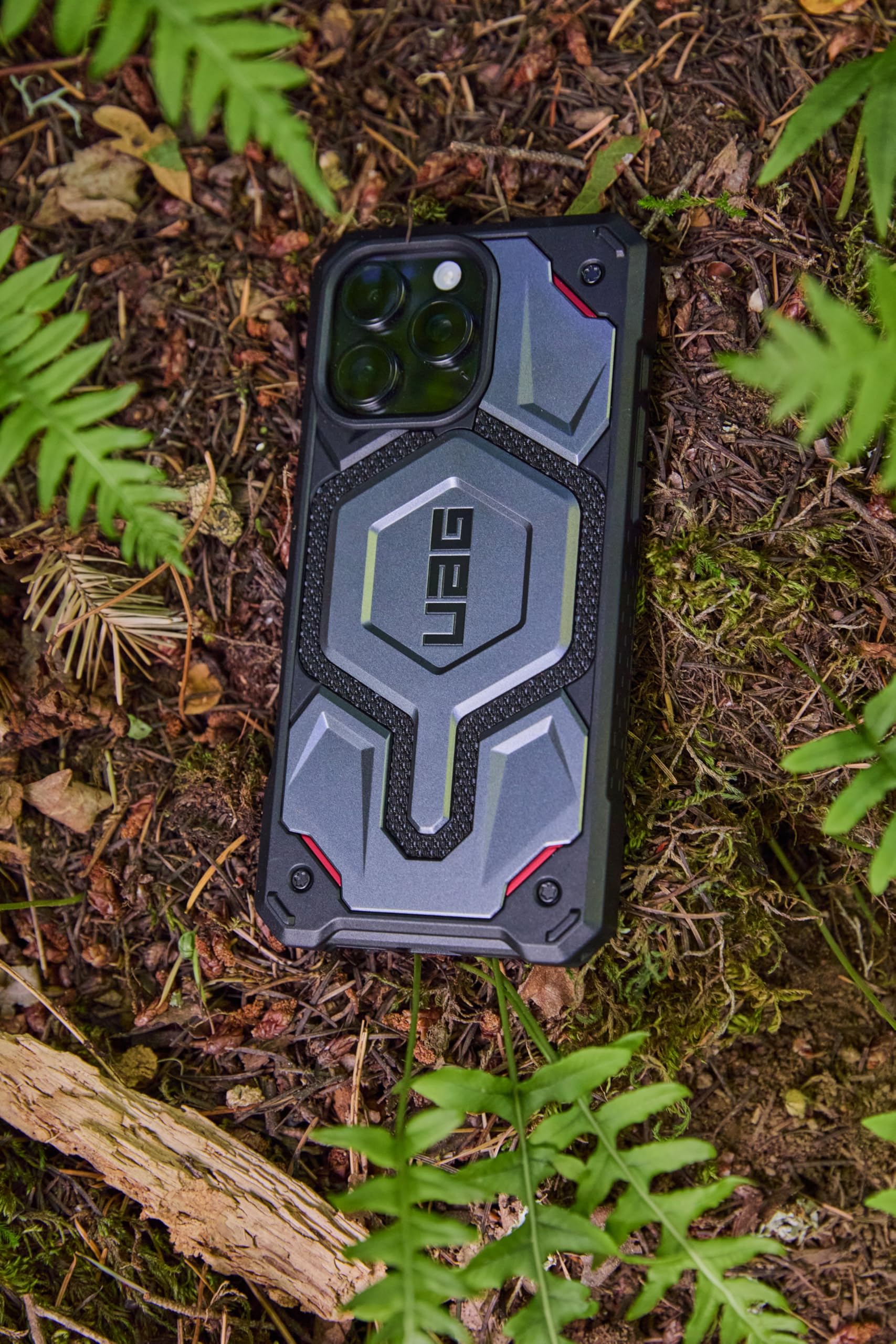 Foto 4 pulgar | Funda De Teléfono Urban Armor Gear Uag Monarch Pro Para Iphone 16 Pro Max - Venta Internacional.